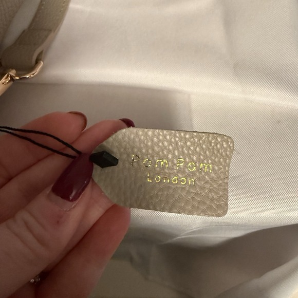Pom Pom London City Plus Leather Crossbody Bag Purse Charm Stone Light Tan NWOT - Picture 5 of 16